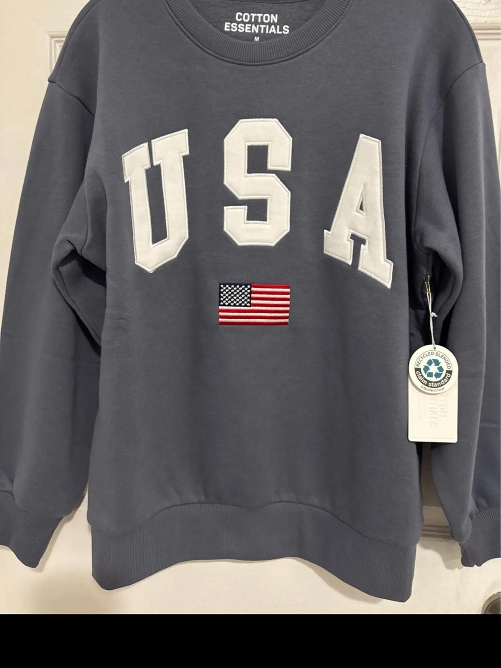 Cotton Essentials USA American embroidery Flag Sweatshirt Size M